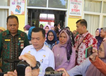 Gubernur Al Haris Apresiasi 25 Siswa SMA Negeri 2 Masuk PTN Favorit
