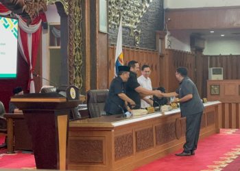 Sembilan Jubir Fraksi DPRD Provinsi Jambi Sampaikan Pandangan Umum Terhadap LKPJ Gubernur Jambi Tahun Anggaran 2023