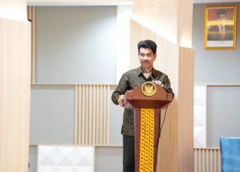 Pj Bupati Raden Najmi Hadiri Pelantikan dan Pengambilan Sumpah Janji Panitia Pengawas Pemilu Kec .Se-kab. Muaro Jambi