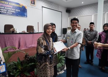 Pj Bupati Muaro Jambi Secara Resmi Tutup Pelatihan Kader Posyandu Desa Se-Kecamatan Kumpeh Ulu