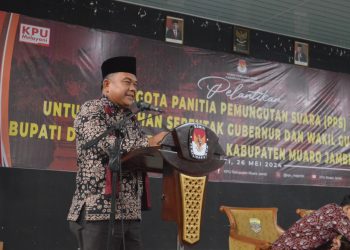 Sekda Muaro Jambi Budhi Hartono Hadiri Acara Pelantikan Anggota Panitia PPS