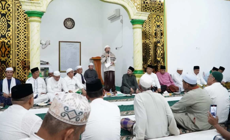 Safari Ramadhan di Masjid Al Aqsho, Al Haris: Pertahankan Nilai Agama dan Adat Istiadat Jambi Kota Sebrang