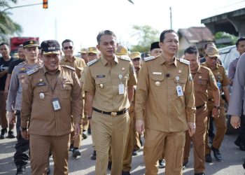 Pemkab Muaro Jambi Lakukan Sidak ke Pasar Guna Memantau Harga Bahan – Bahan Pokok Jelang Hari Raya Idul Fitri