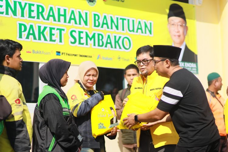Ratusan Ojol Terima Sembako dari Cek Endra, Ribuan Paket Bantuan Disiapkan untuk Warga Jambi